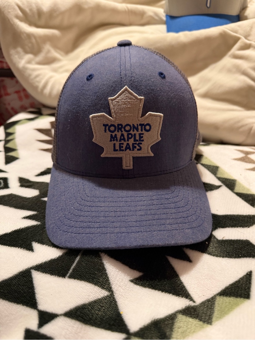 Toronto Maple Leafs Blue Patch flexfit Hat